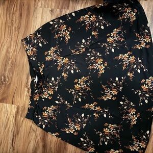Gilli Black and Tan Floral Skirt